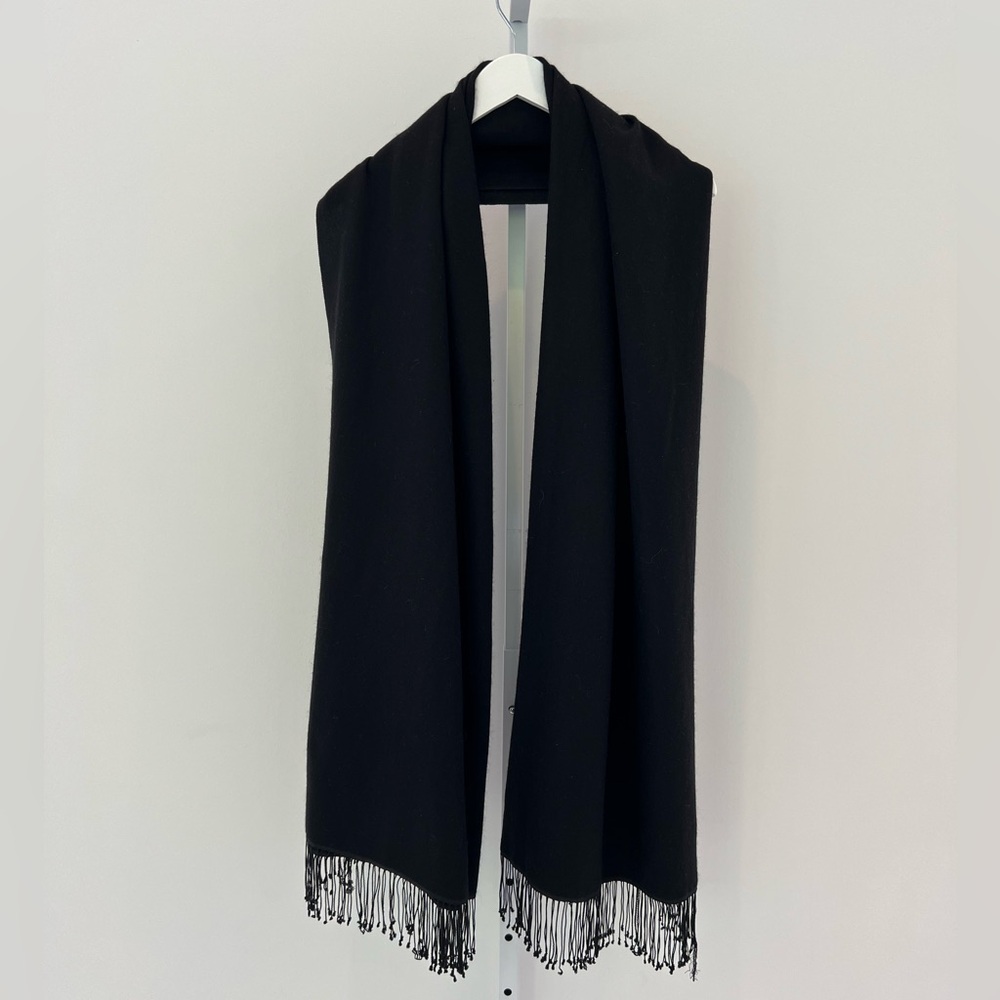 POSITANO BLACK CASHMERE WRAP SCARF